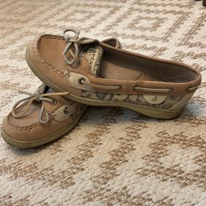 Womens Sperry Leopard shoes, size 7